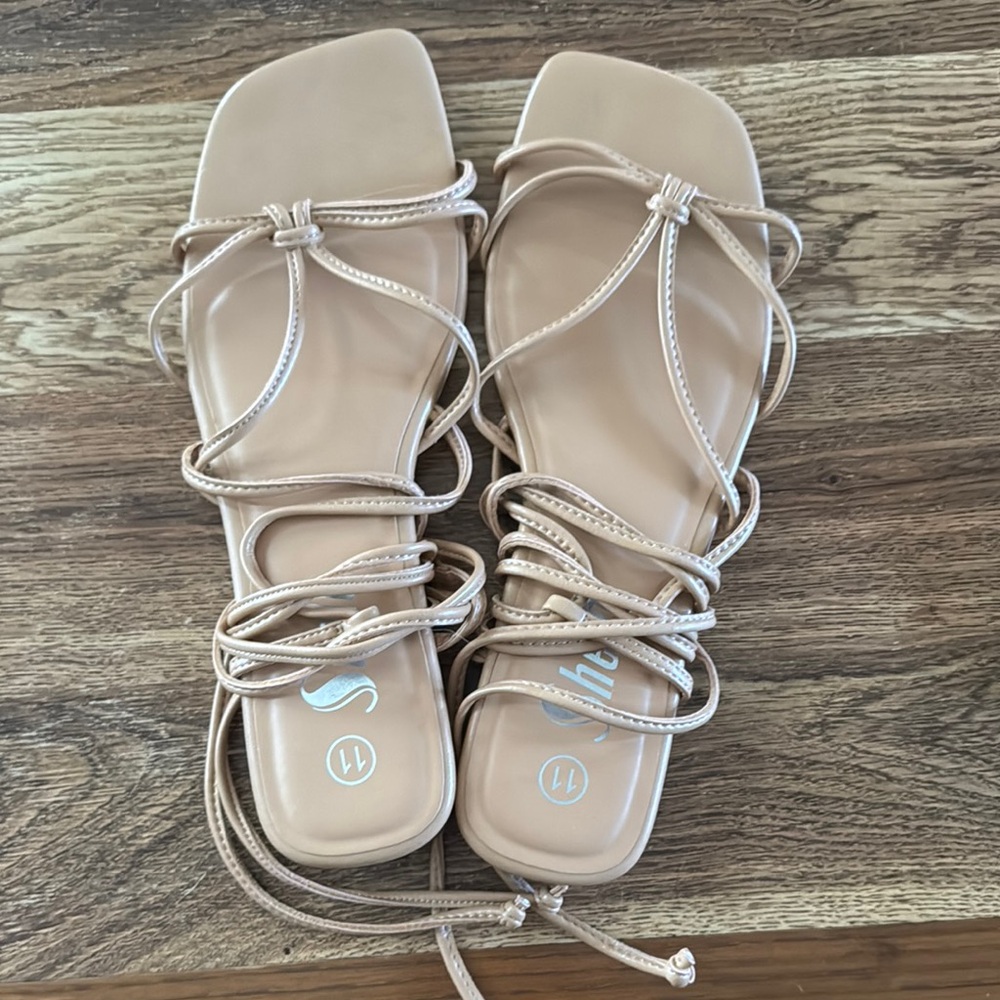 SHEIN Cream Strappy Sandals Modern Minimalist Design